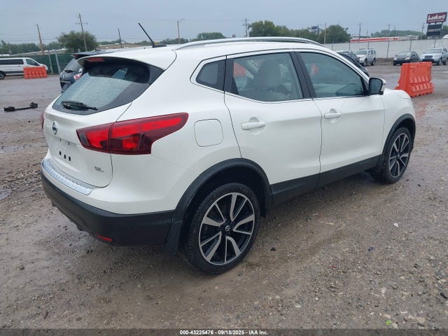 JN1BJ1CP4HW033146 Nissan Rogue Sport Sl