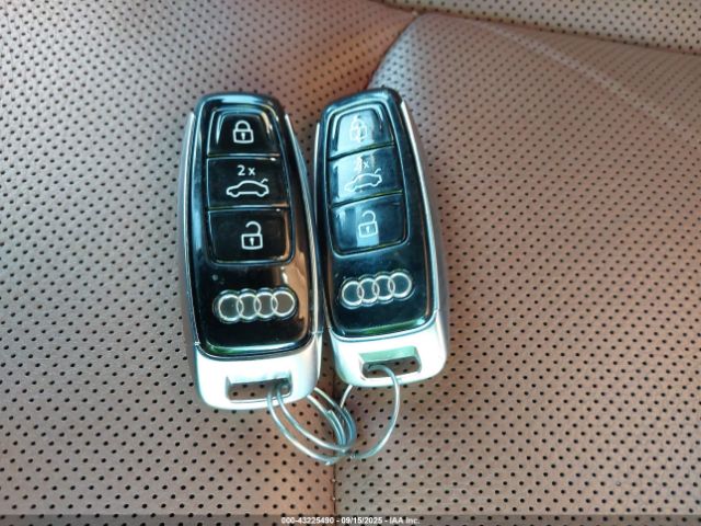 2021 AUDI Q8 WA1EVAF12MD003519 Photo 10