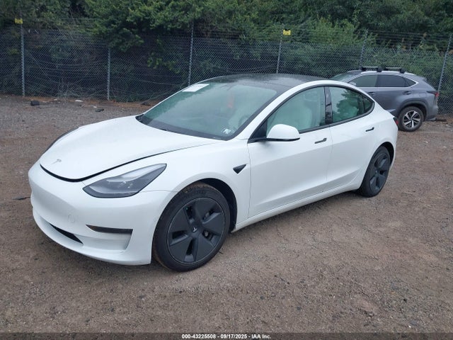 5YJ3E1EA2MF989576 Tesla MODEL 3