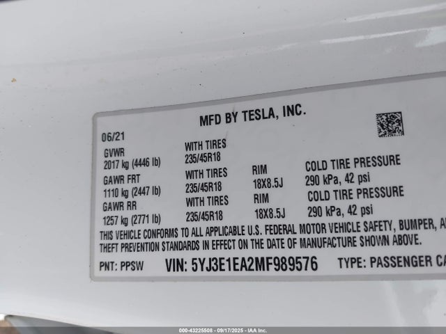 5YJ3E1EA2MF989576 Tesla MODEL 3