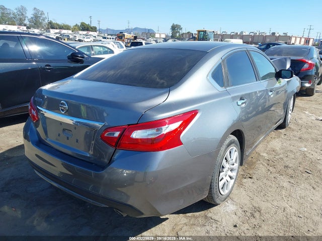1N4AL3AP3GN373061 Nissan 2016