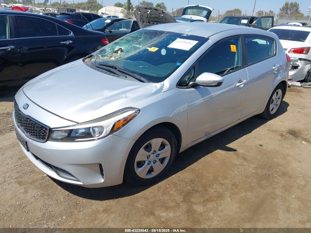 KIA gdi nu 2017 KNAFK5A89H5666744 Image 2