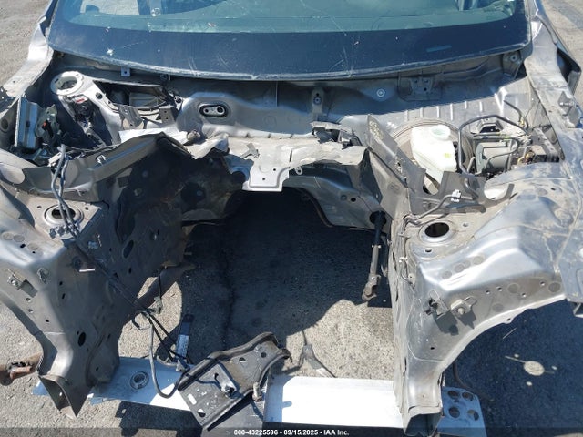 JN1BV7AP3FM332727 Infiniti 2015