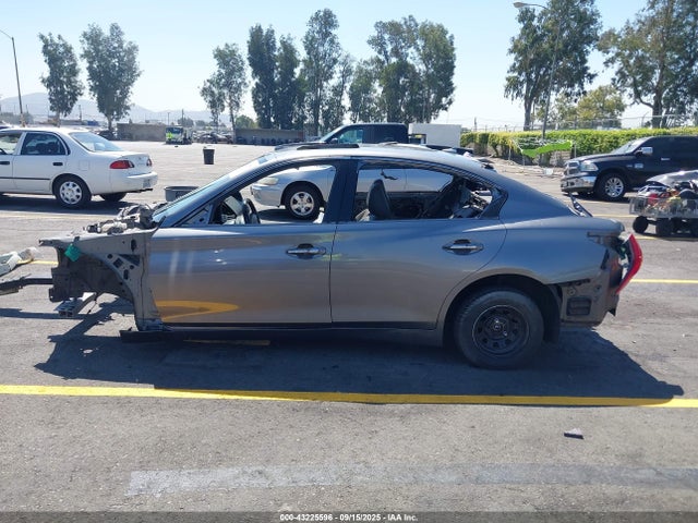 JN1BV7AP3FM332727 Infiniti 2015