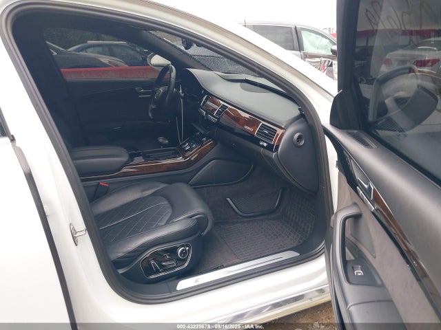 2015 AUDI A8 L WAU32AFD2FN040676 Photo 4