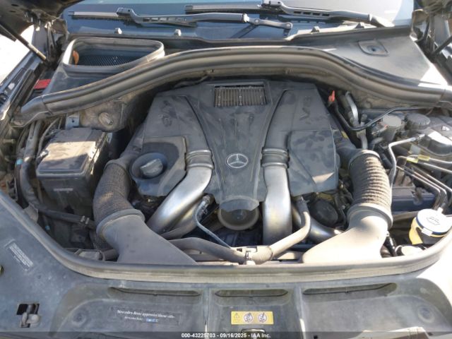 2015 MERCEDES-BENZ GL 550 4JGDF7DE6FA509698 Photo 9