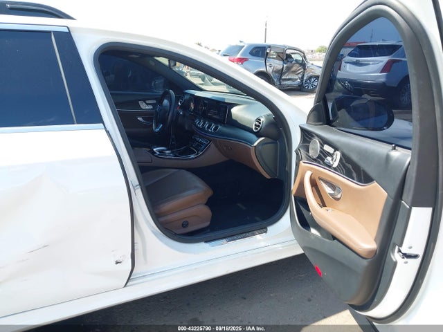 WDDZF4JB2HA036328 Mercedes-Benz m274