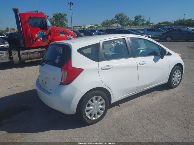3N1CE2CP1GL377245 Nissan 2016