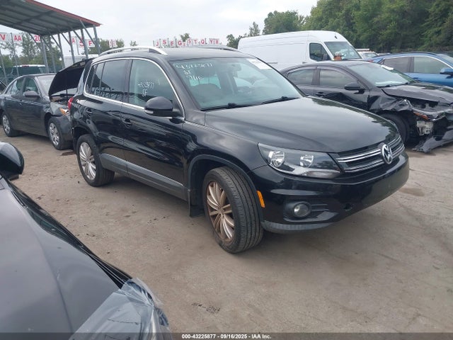 2014 Volkswagen Tiguan Sel მანქანა იყიდება აუქციონზე, vin: WVGBV3AX0EW601416, აუქციონის ნომერი: 43225877