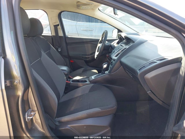 1FADP3K20EL255885 Ford 2014
