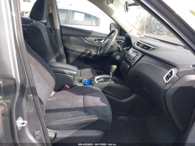 2016 Nissan Rogue S მანქანა იყიდება აუქციონზე, vin: JN8AT2MV6GW150932, აუქციონის ნომერი: 43226053