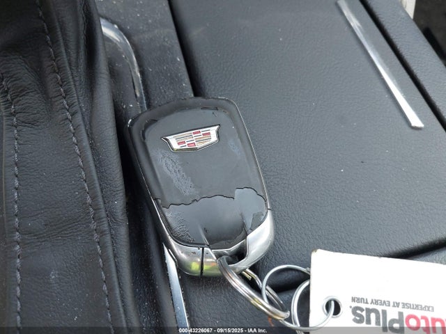 1G6KF5RS0JU105062 Cadillac lgx