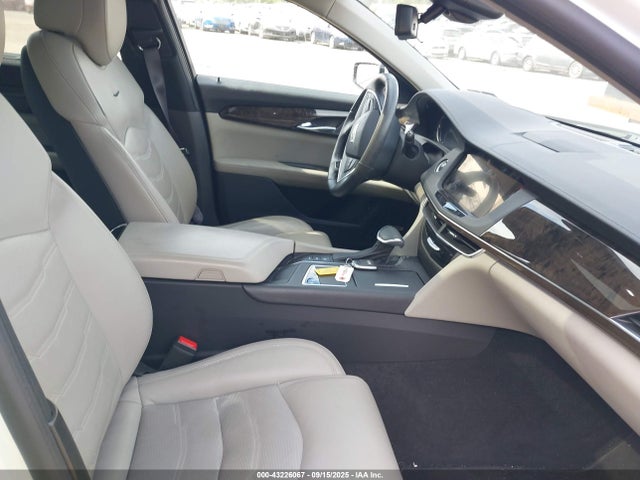 1G6KF5RS0JU105062 Cadillac lgx