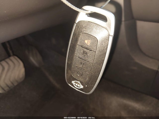 Nissan kicks mpv 2025 3N8AP6DC3SL409823 Image 11
