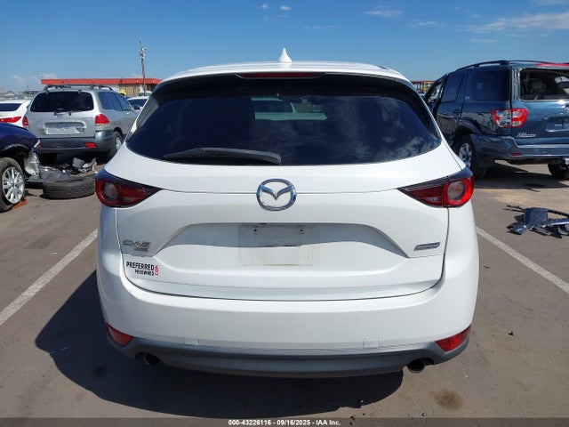 Mazda py 2017 JM3KFBBL5H0120048 Image 17