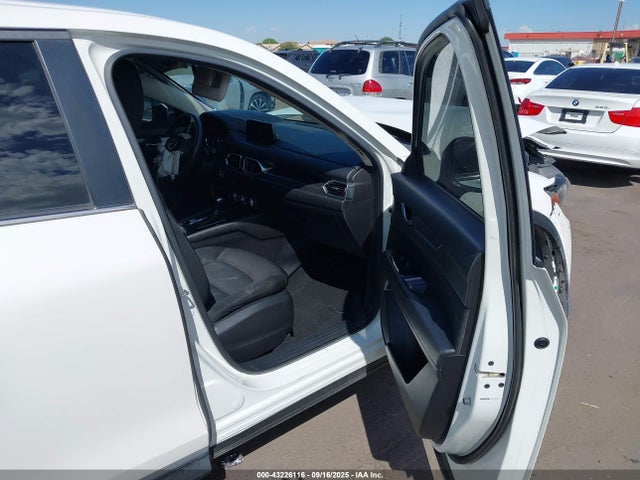 Mazda py 2017 JM3KFBBL5H0120048 Image 5