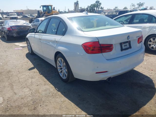2016 BMW 320I WBA8E1G59GNT99609 Photo 2
