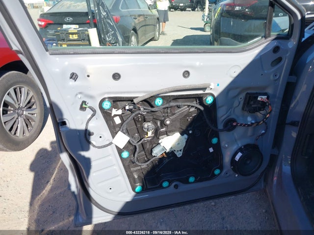 WA1M2BFZ0PP072681 Audi q4