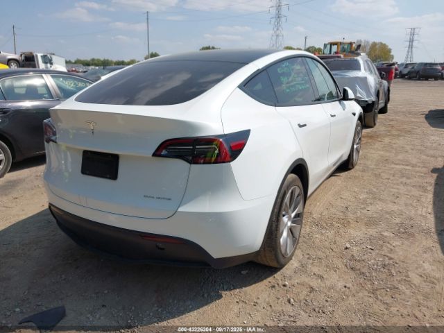 2023 TESLA MODEL Y 7SAYGAEE6PF661250 Photo 3