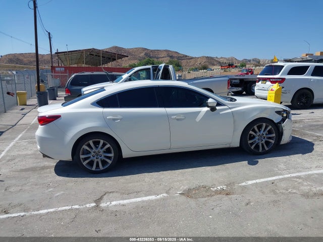 JM1GJ1W53F1186687 Mazda 2015