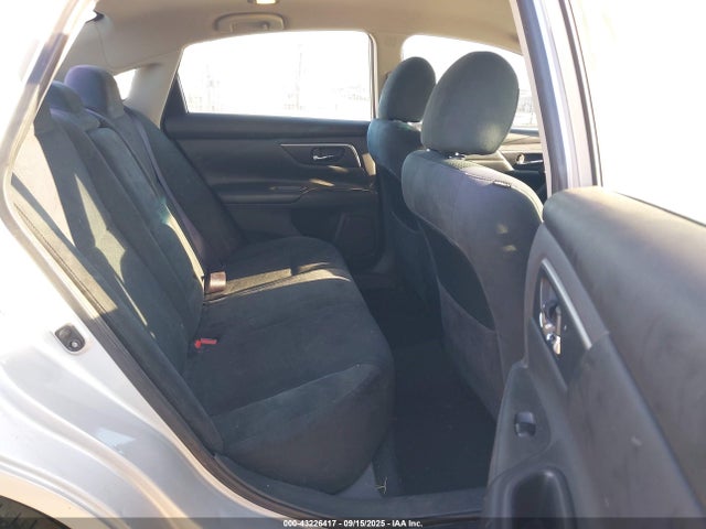 Nissan Altima 2015 1N4AL3AP2FN398001 Image 8
