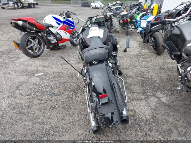 2011 HARLEY-DAVIDSON FLHXSE2 1HD1PZ817BB950363 Photo 5