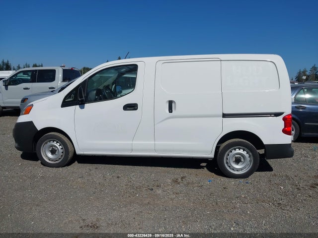 3N6CM0KN0JK702692 Nissan 2018