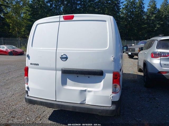 3N6CM0KN0JK702692 Nissan 2018