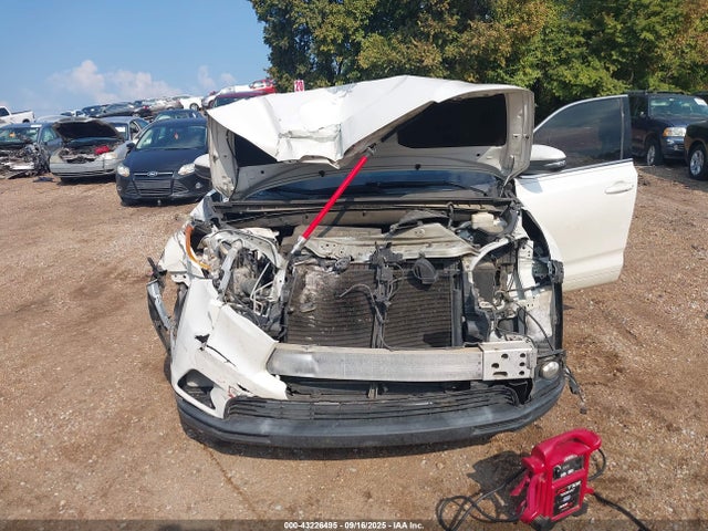 5TDKKRFH3GS177881 Toyota 2gr-fe