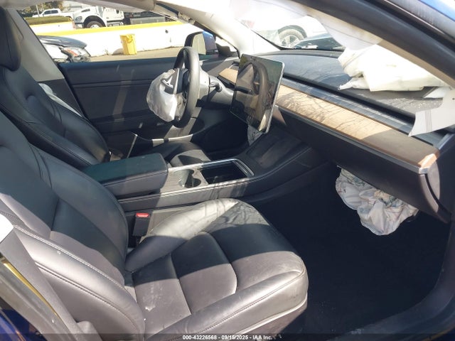2021 TESLA MODEL 3 5YJ3E1EA6MF876388 Photo 4