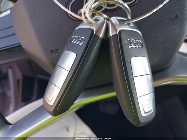 WA1H2BFZ3NP049748 Audi q4
