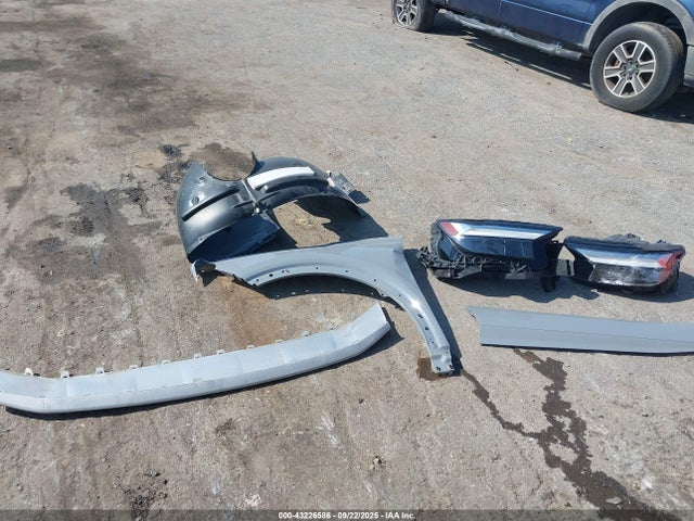 WA1H2BFZ3NP049748 Audi q4