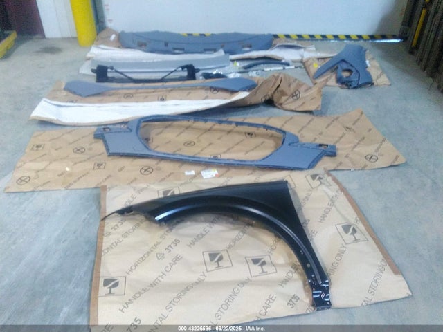 WA1H2BFZ3NP049748 Audi q4