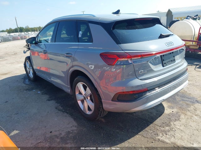 WA1H2BFZ3NP049748 Audi q4