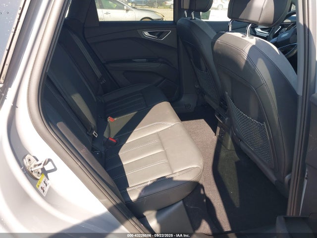 WA1H2BFZ3NP049748 Audi q4