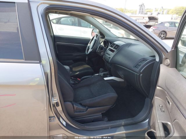 2013 MITSUBISHI OUTLANDER SPORT 4A4AP3AU7DE001103 Photo 4