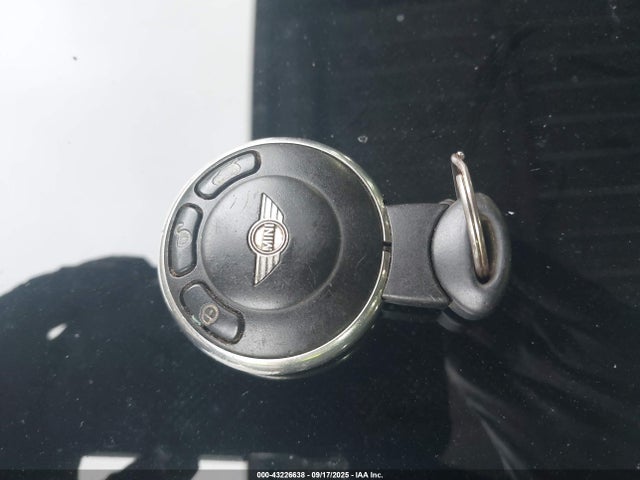 2016 MINI COUNTRYMAN WMWZC5C58GWU20600 Photo 10