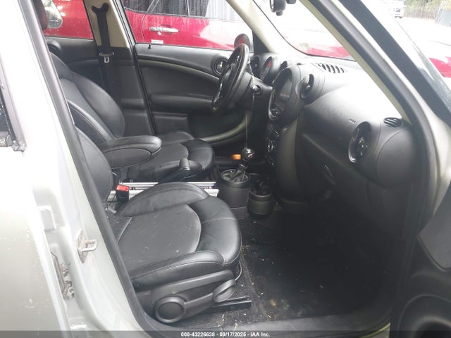 2016 MINI COUNTRYMAN WMWZC5C58GWU20600 Photo 4