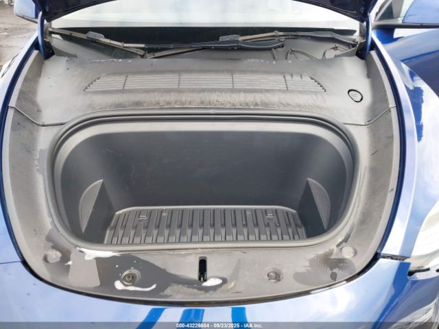 2023 TESLA MODEL Y 7SAYGDEE2PF704306 Photo 9