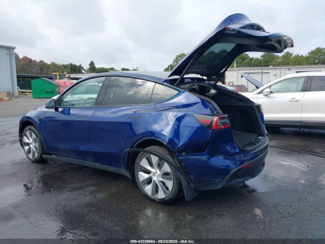 2023 TESLA MODEL Y 7SAYGDEE2PF704306 Photo 2