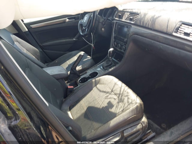 Продажа на аукционе авто 2016 Volkswagen Passat 1.8t Se, vin: 1VWBT7A31GC026999, номер лота: 43226735
