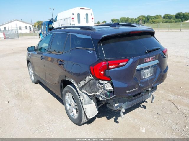 2018 GMC TERRAIN 3GKALMEV6JL294858 Photo 2