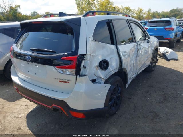 2024 SUBARU FORESTER JF2SKAGC5RH504892 Photo 3