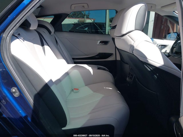 Toyota 4jm 2018 JTDBVRBD1JA005086 Image 8