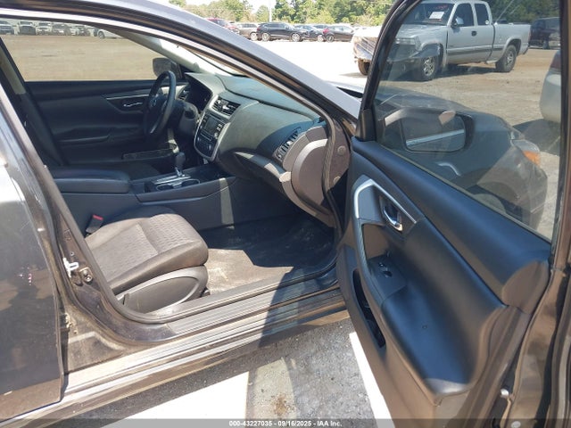 1N4AL3AP3HN319857 Nissan 2017
