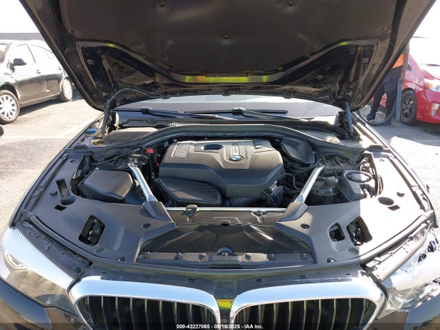 BMW 2019 2019 WBAJA5C58KWW09274 Image 10