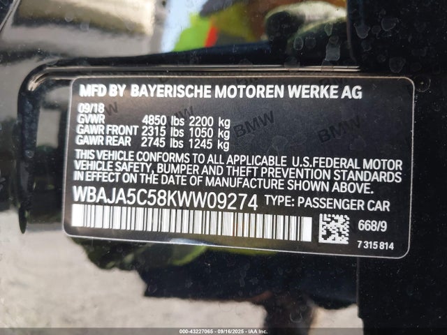 BMW 2019 2019 WBAJA5C58KWW09274 Image 9