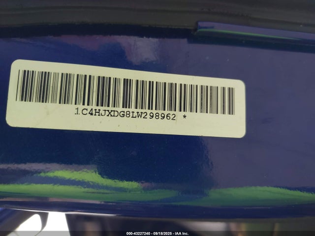 1C4HJXDG8LW298962 Jeep Wrangler