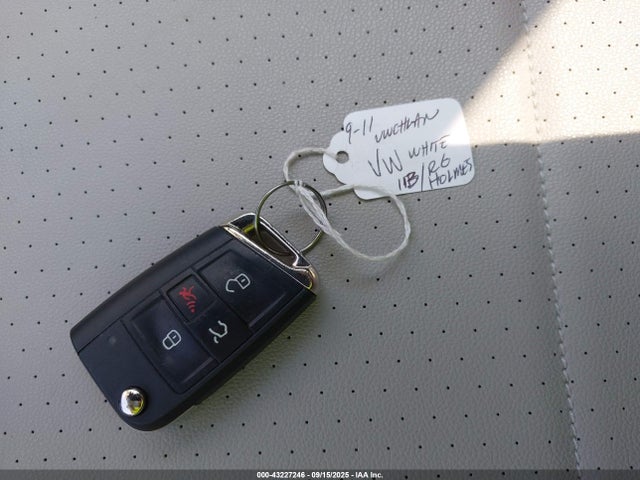 Volkswagen Tiguan 2020 3VV2B7AX8LM043690 Image 11
