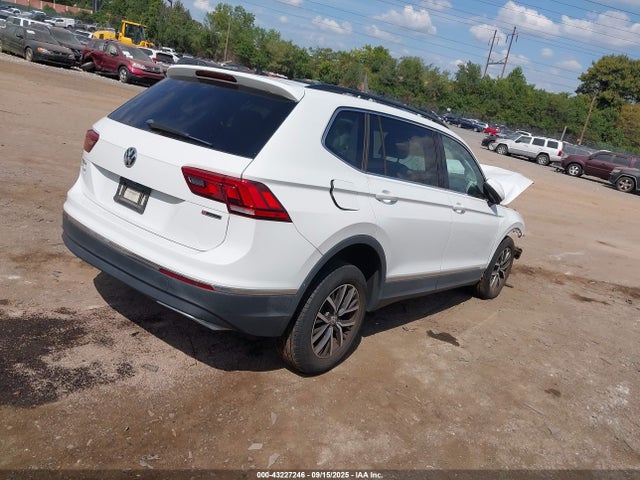 Volkswagen Tiguan 2020 3VV2B7AX8LM043690 Image 4